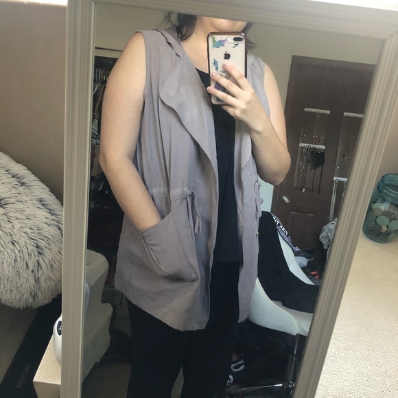 Francesca's Collections Sweaters - Francesca’s Vest Francesca's Collections Sweaters - Francesca’s Vest